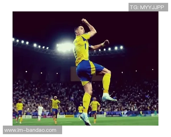 葡萄牙媒体报道C罗施压沙特足坛PIF考虑引进两名重量级球员